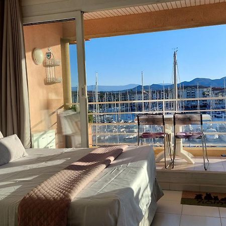 Apartment Hirondelle Port Fréjus Buitenkant foto