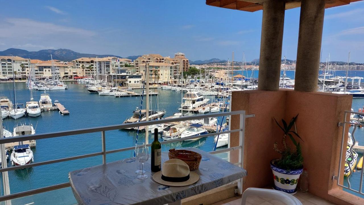 Apartment Hirondelle Port Fréjus Buitenkant foto
