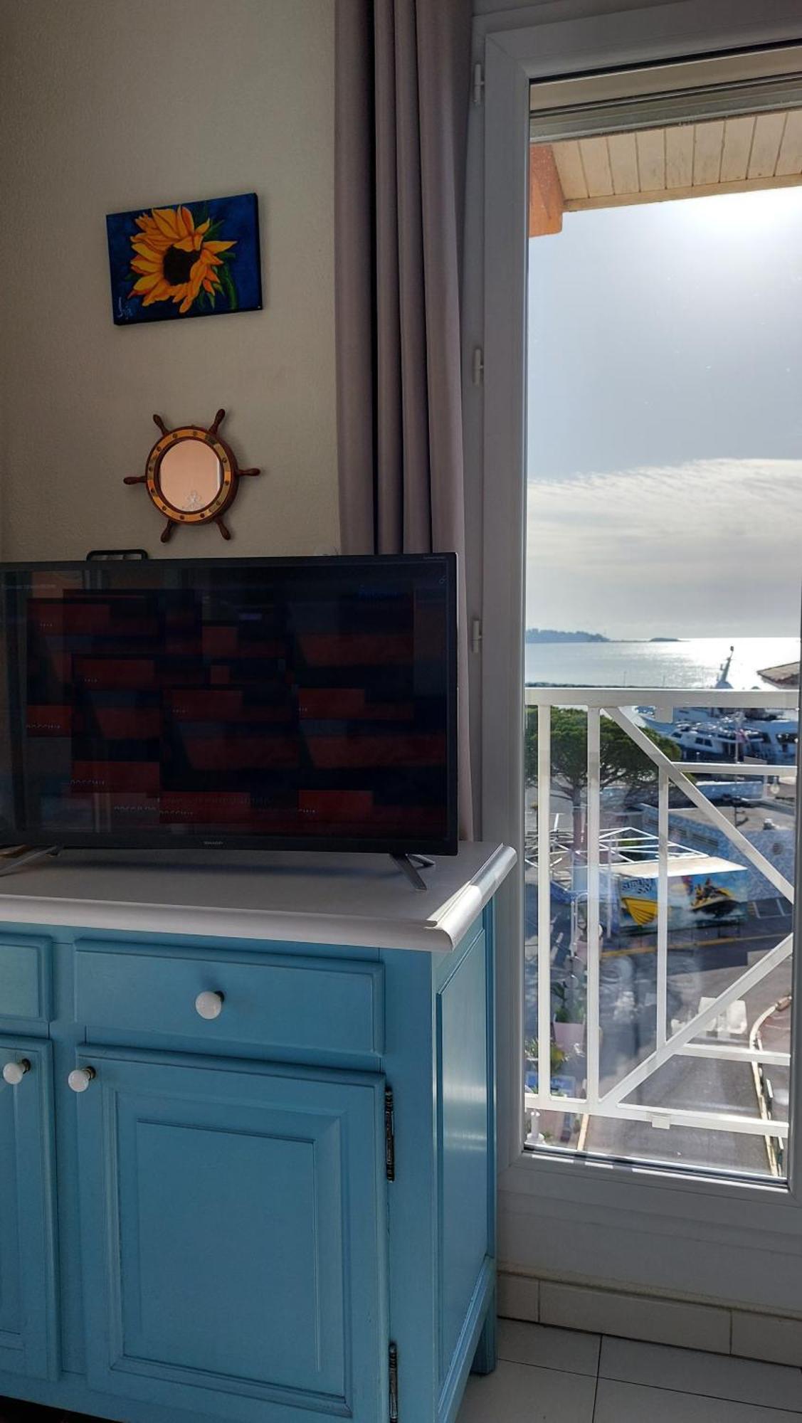 Apartment Hirondelle Port Fréjus Buitenkant foto
