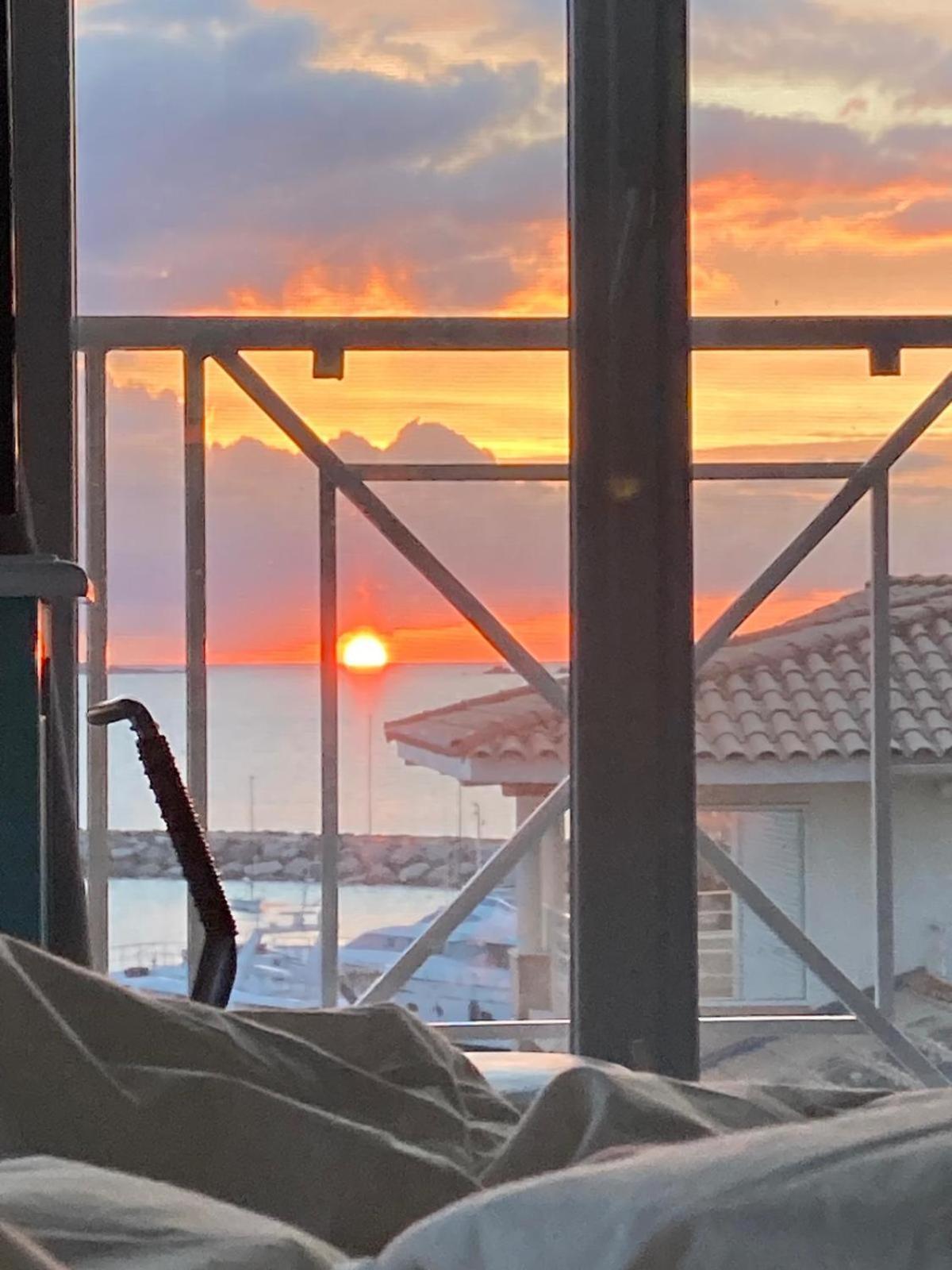 Apartment Hirondelle Port Fréjus Buitenkant foto